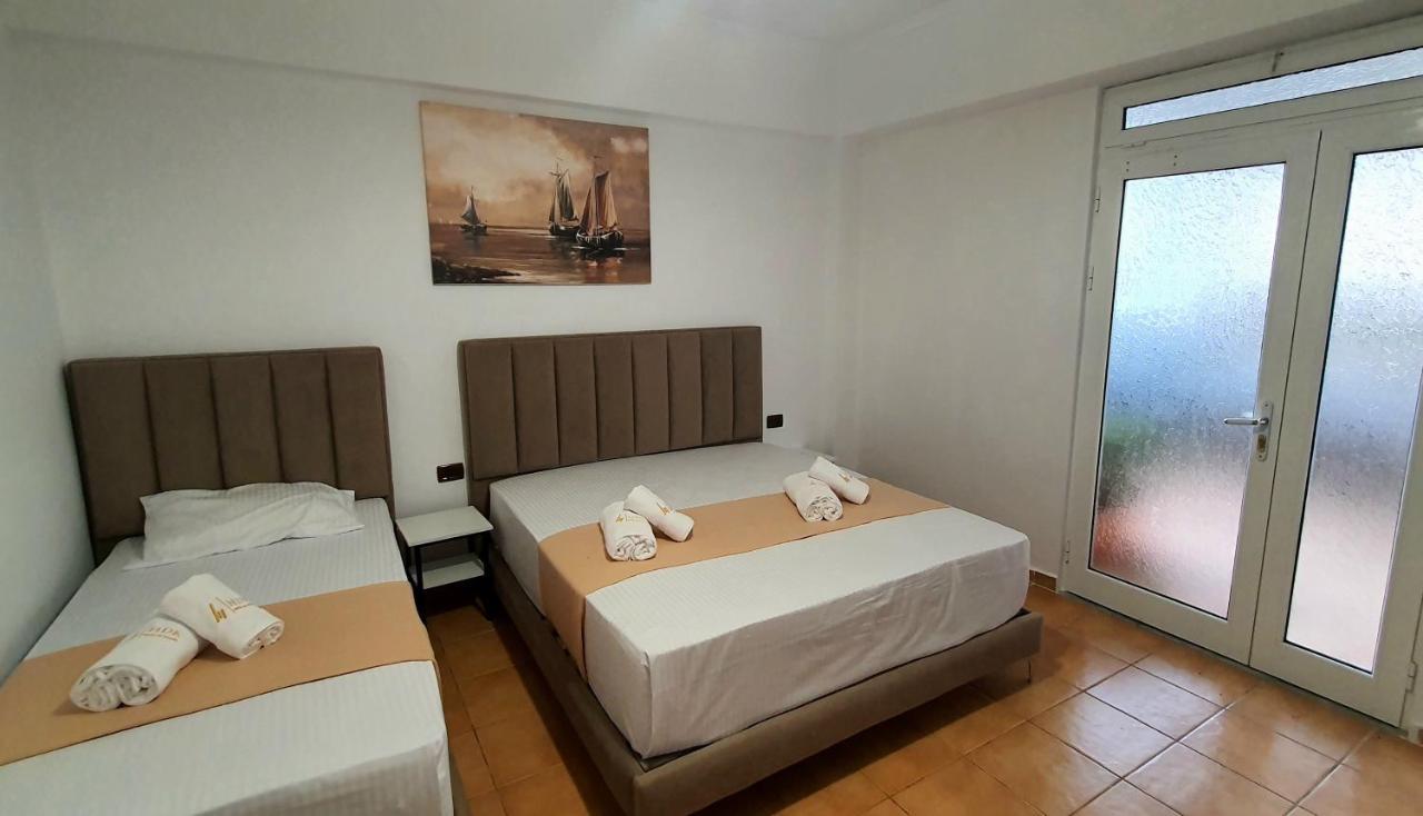 Hotel De Ksamil Kültér fotó