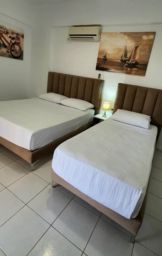 Hotel De Ksamil Kültér fotó