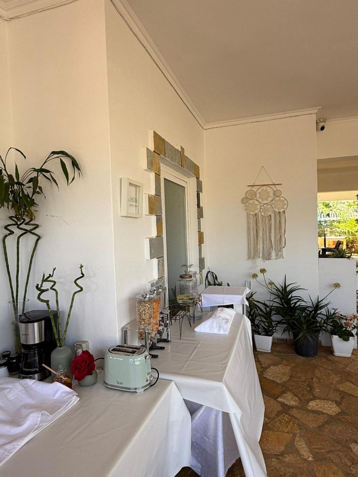 Hotel De Ksamil Kültér fotó